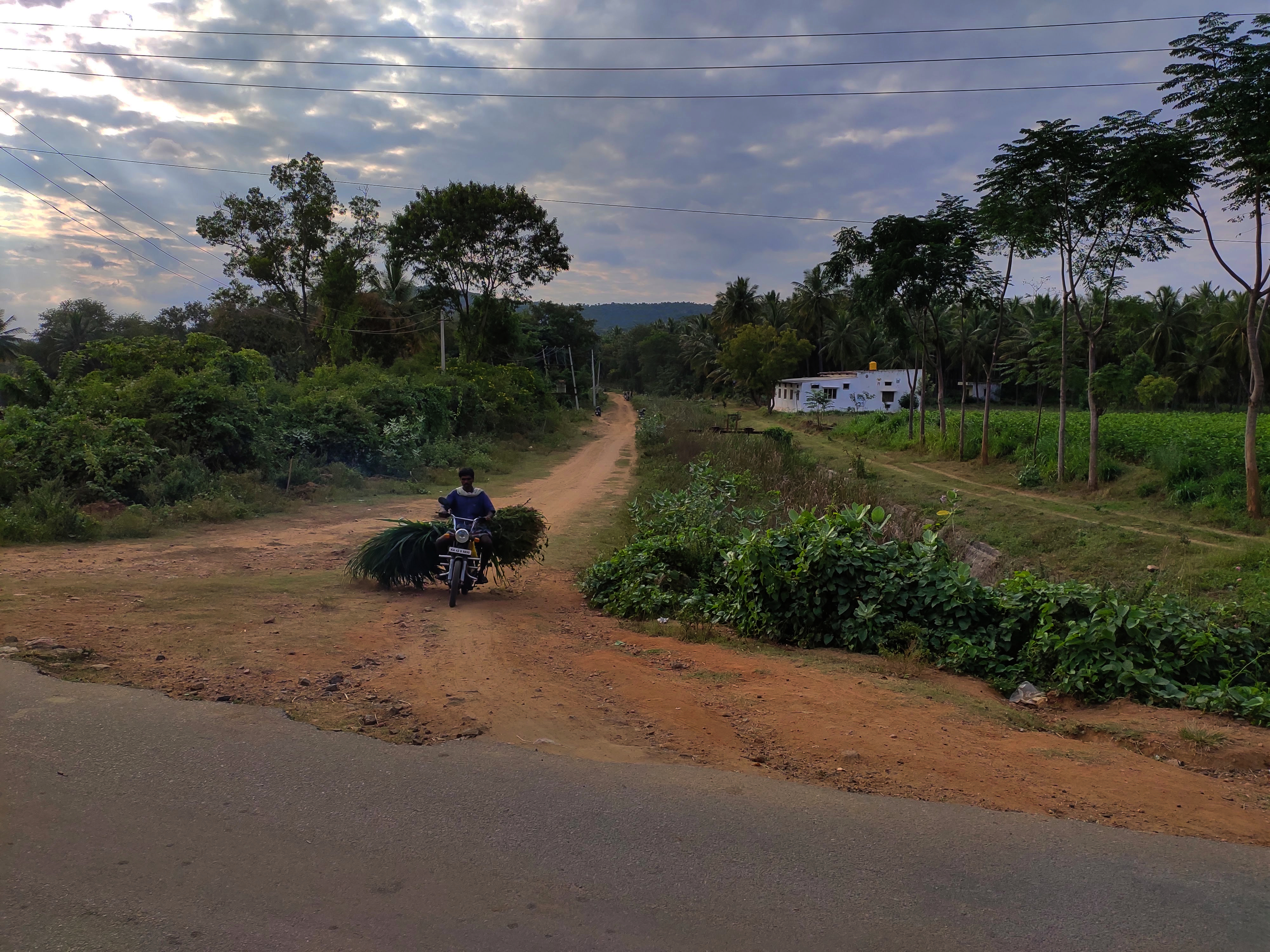 View behind Kanva Dam and Reservoir (Ramanagara)